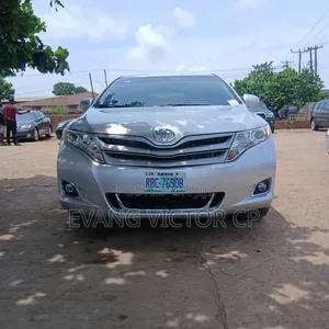 Toyota Venza V6 AWD 2010 Silver