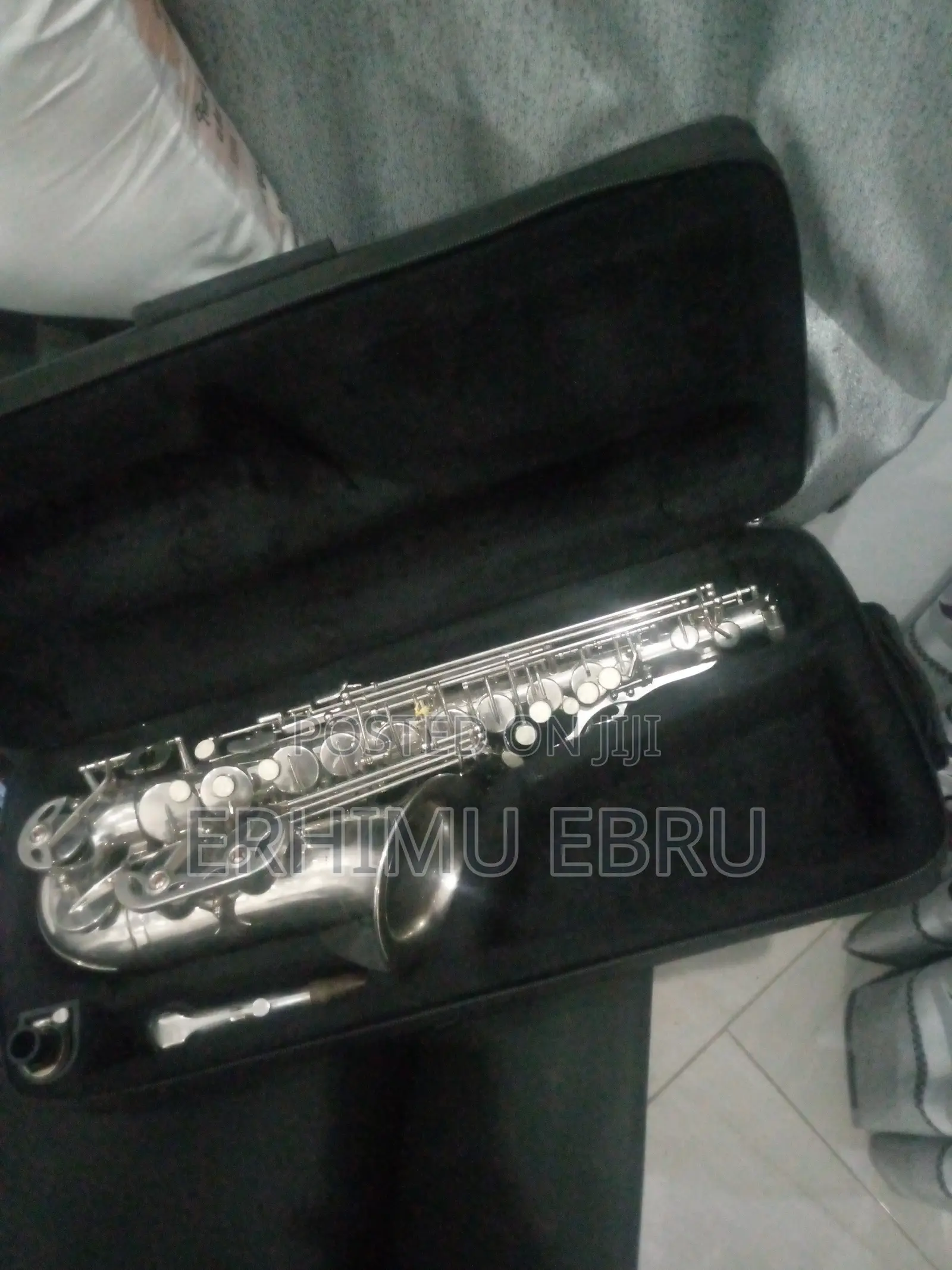 Yamaha Silver Saxophone