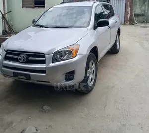 Toyota RAV4 2012 Silver