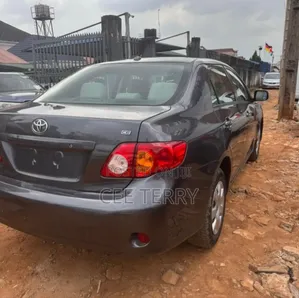 Toyota Corolla 2011 Gray