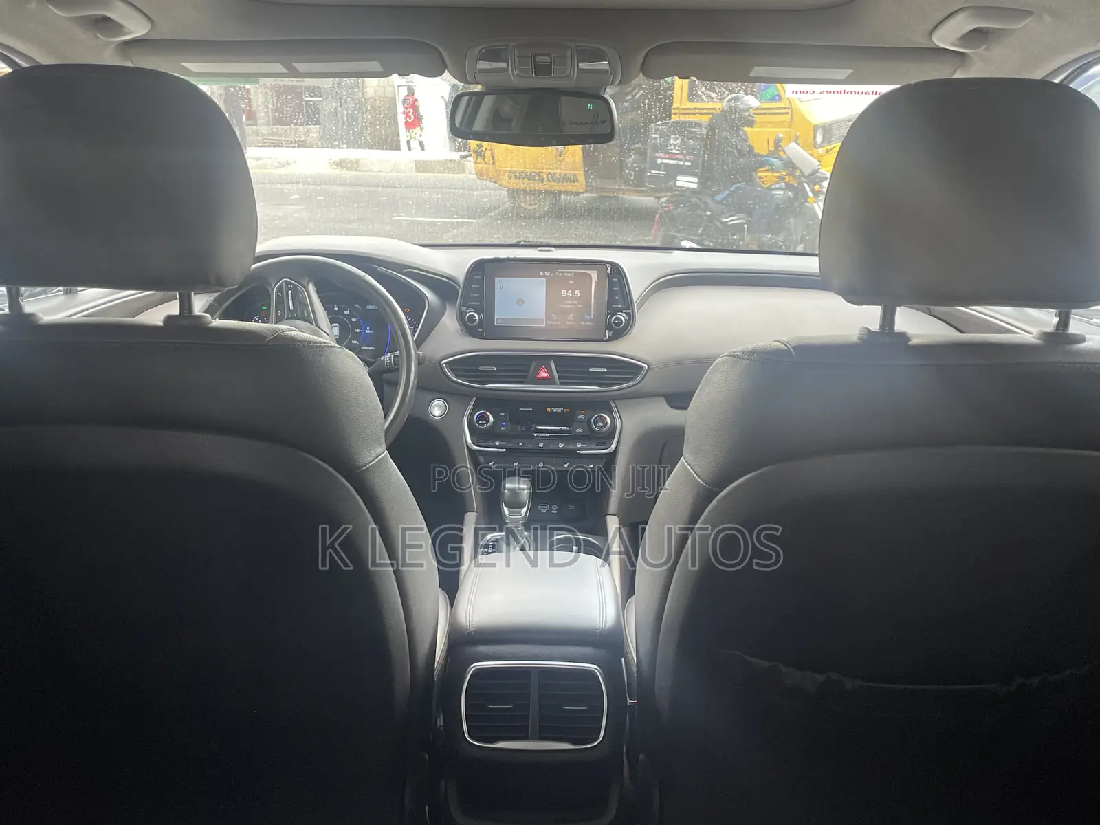 Hyundai Santa Fe 2018 Silver