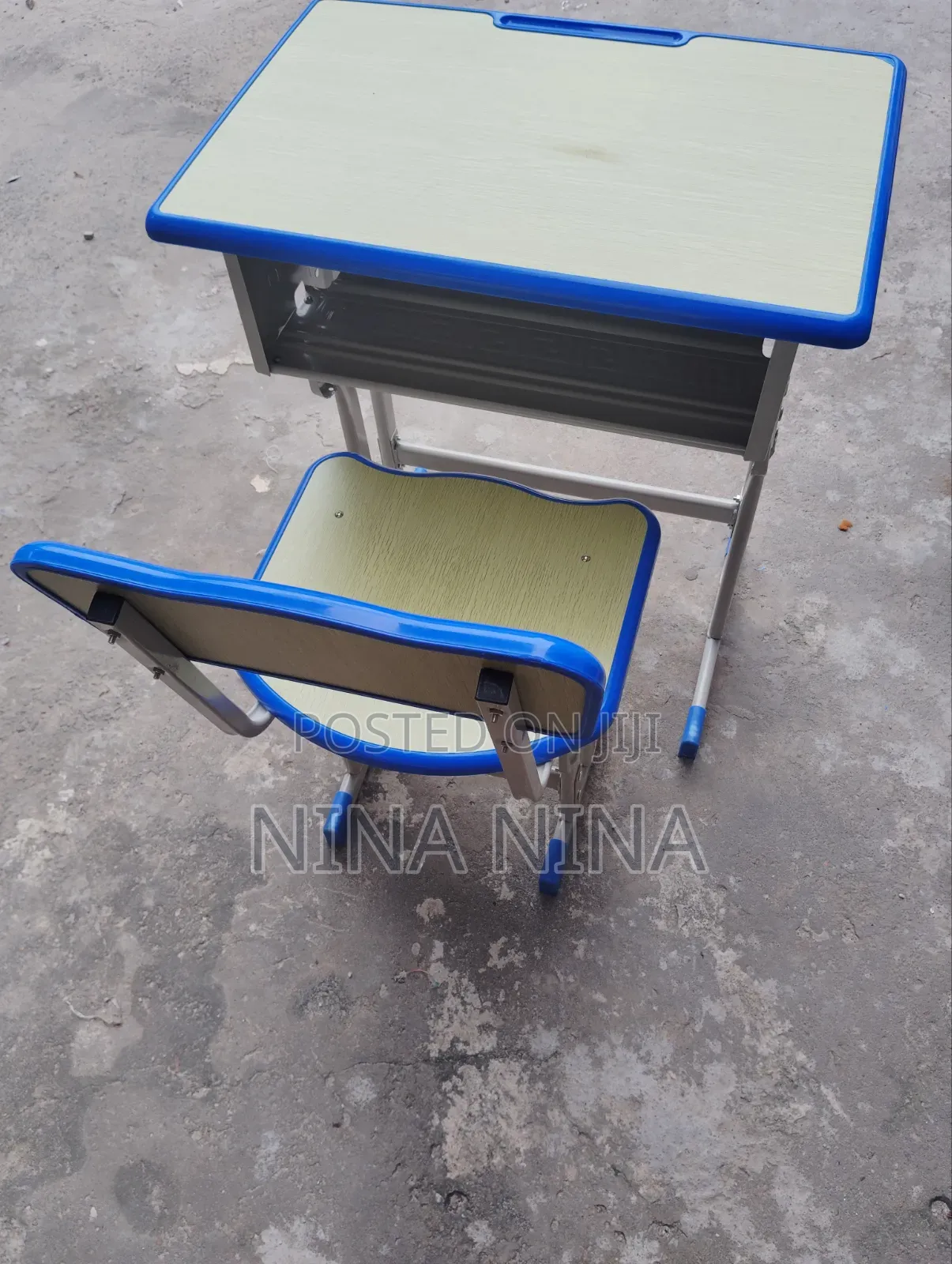 Student Desk