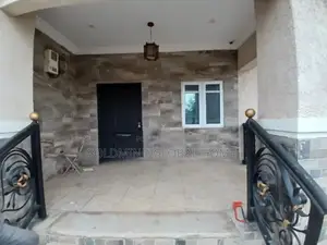 3bdrm Bungalow in Lugbe - Abuja for sale