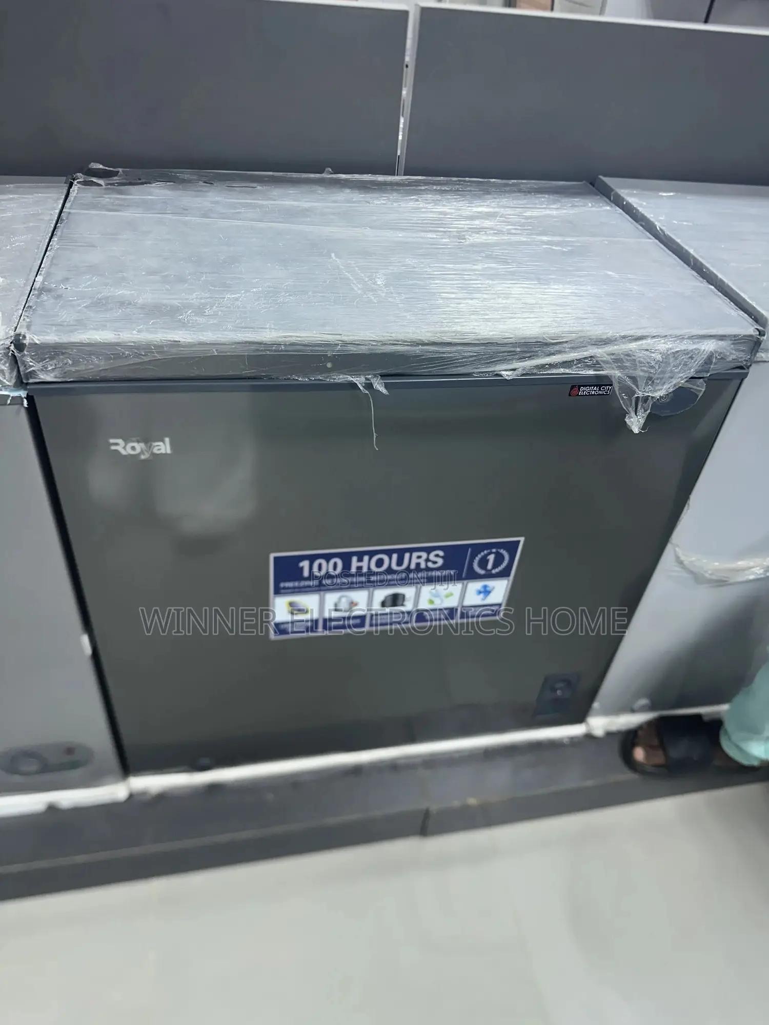 Royal Chest Freezer 200 Liters Energy Saving