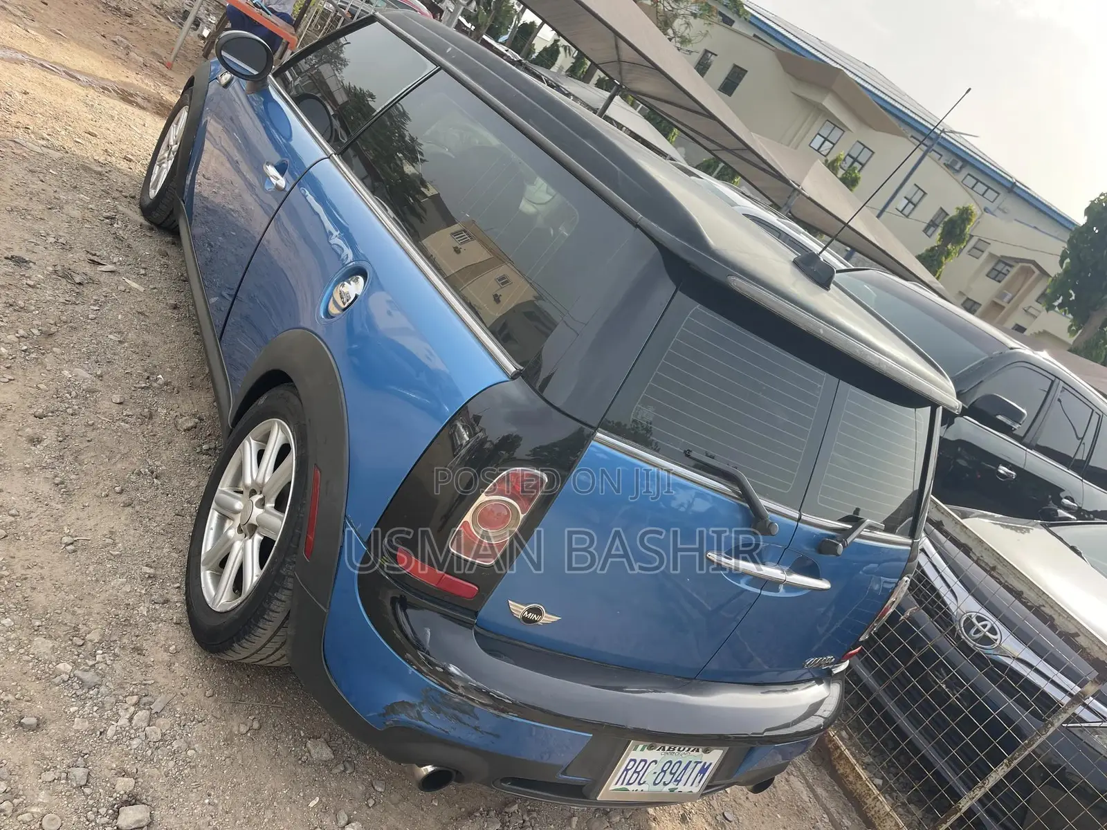 Mini Cooper 2012 Blue