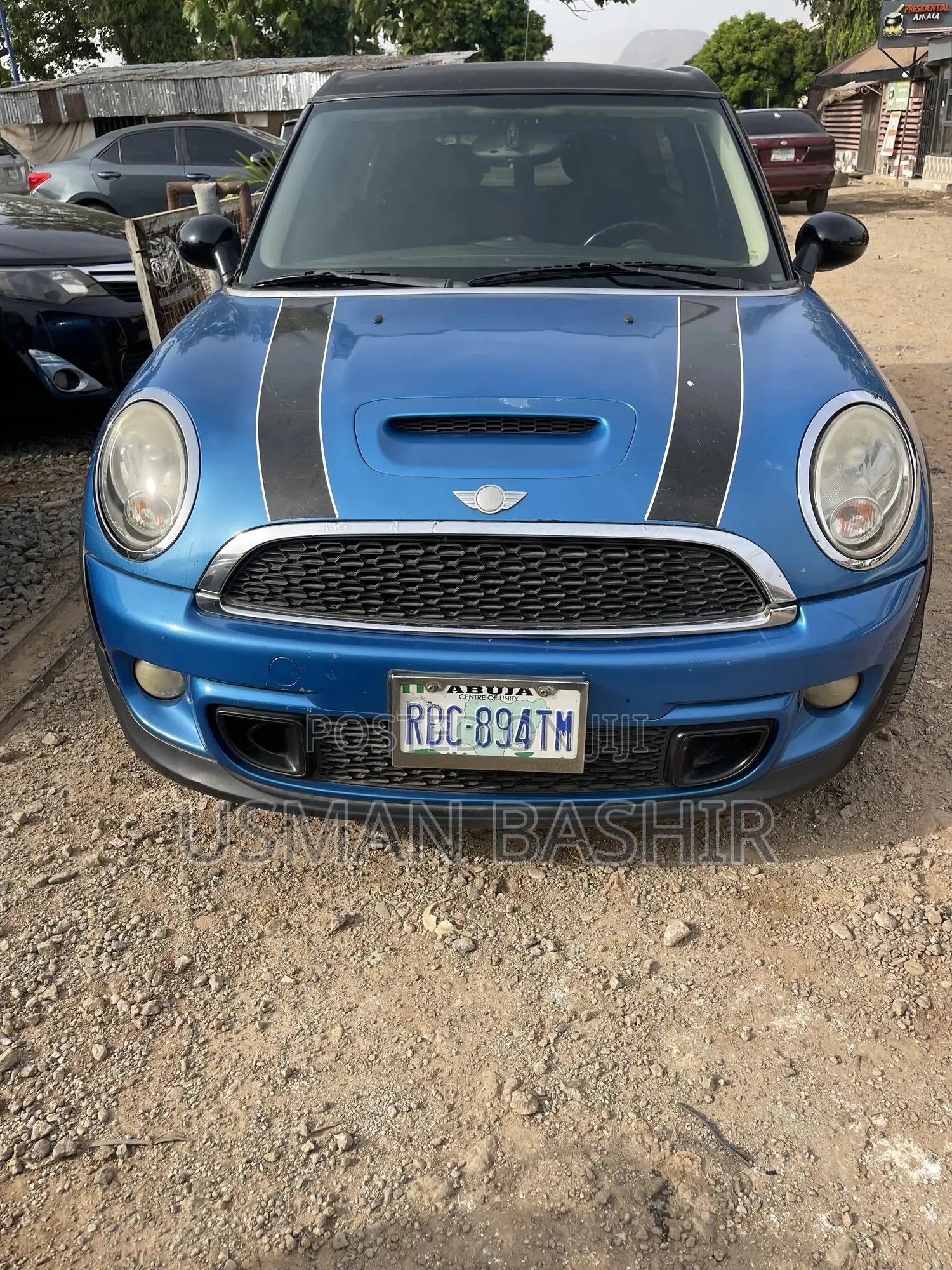 Mini Cooper 2012 Blue