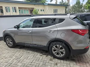 Hyundai Santa Fe 2015 Gray