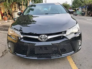 Toyota Camry SE 4dr Sedan (2.5L 4cyl 6A) 2017 Black