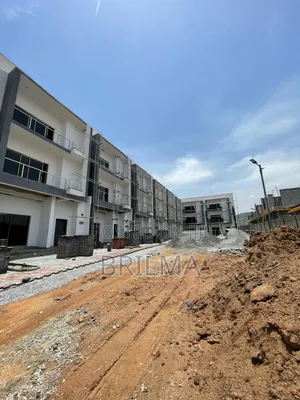 3bdrm Block of Flats in Jahi for sale