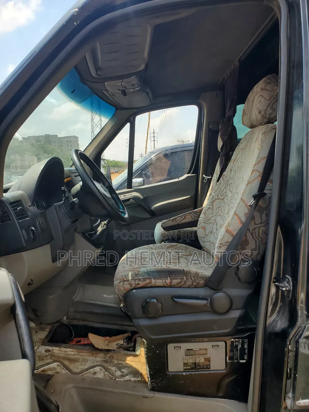 Mercedes-Benz Sprinter 2000 Black
