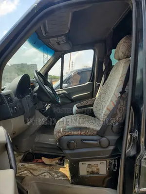 Mercedes-Benz Sprinter 2000 Black