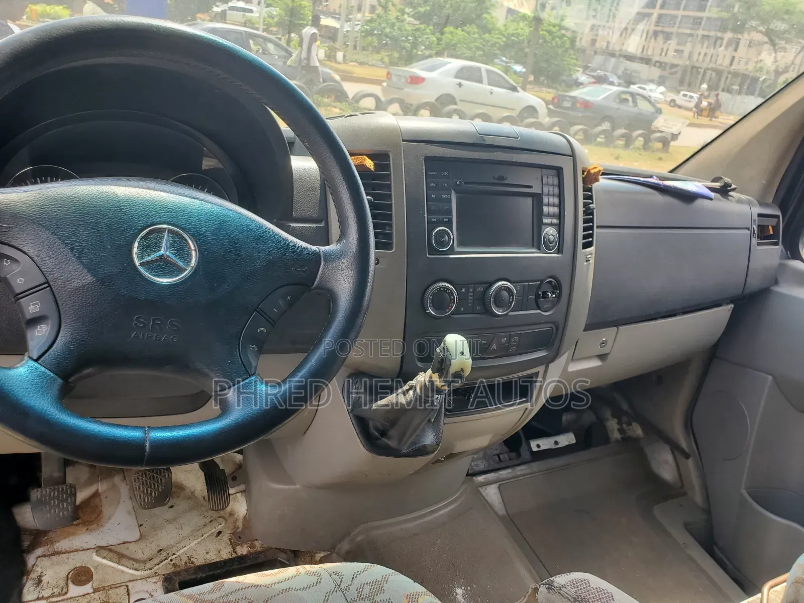 Mercedes-Benz Sprinter 2000 Black