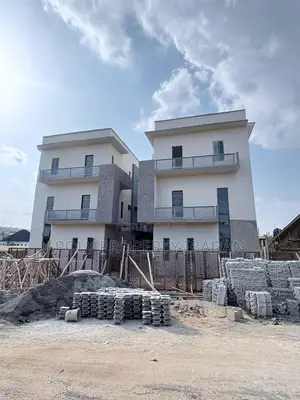 2bdrm Apartment in Bodija Estate, Ibadan for sale