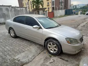 Nissan Altima 2006 Silver