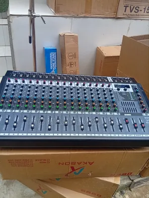 Powered Mixer Amp 16 Channel