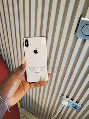 Apple iPhone XS Max 64 GB Gold