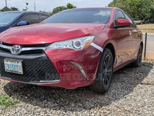 Toyota Camry 2016 Red