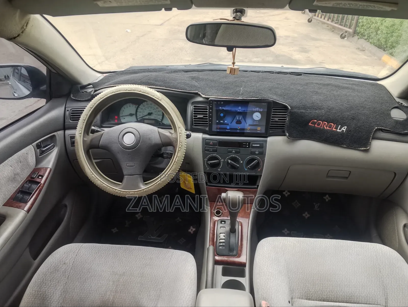 Toyota Corolla 2004 Silver
