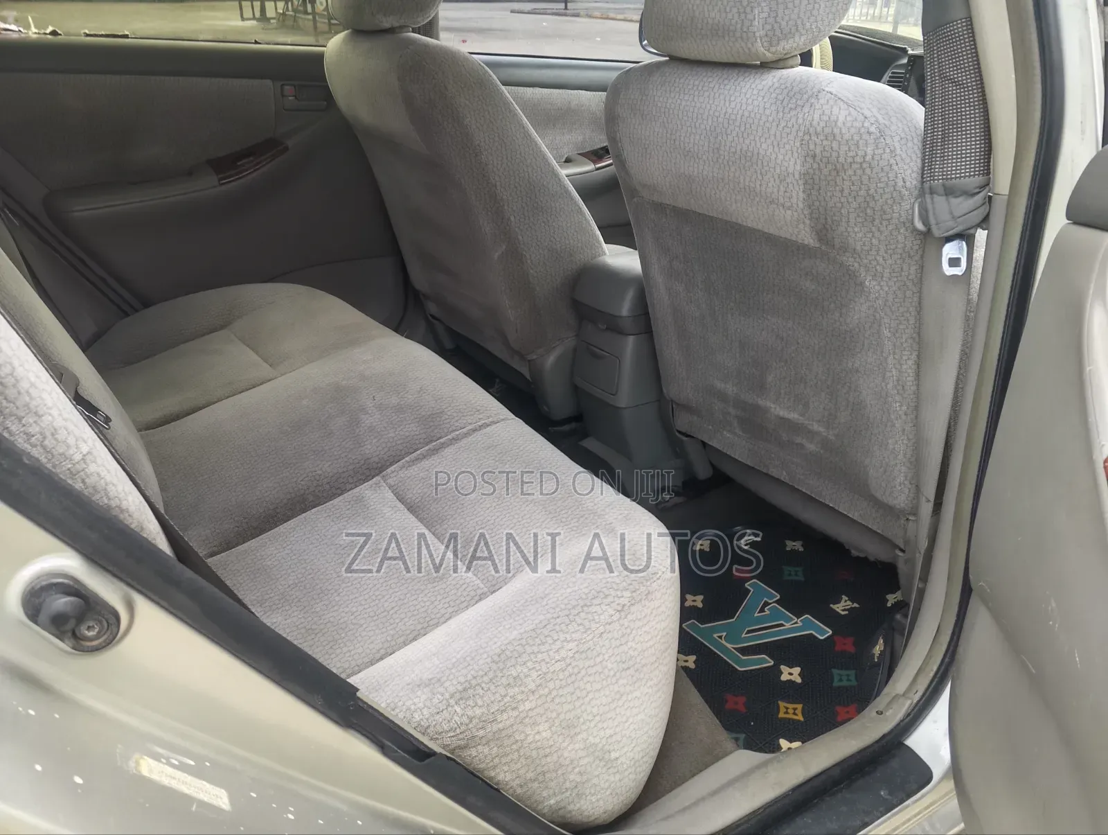 Toyota Corolla 2004 Silver