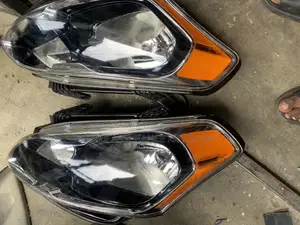 Complete Head Light Kia Soul 2010 Model
