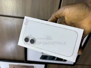 New Apple iPhone 16 128 GB White