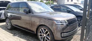 New Land Rover Range Rover P400 SE SWB 2026 Brown