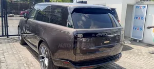 New Land Rover Range Rover P400 SE SWB 2026 Brown