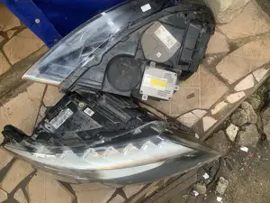 Complete Head Light Audi Q7 3charger 2013