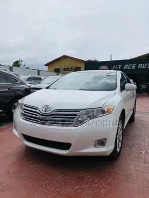 Toyota Venza 2010 White
