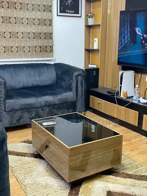 A Center Table Available on Demand Timeline 3days