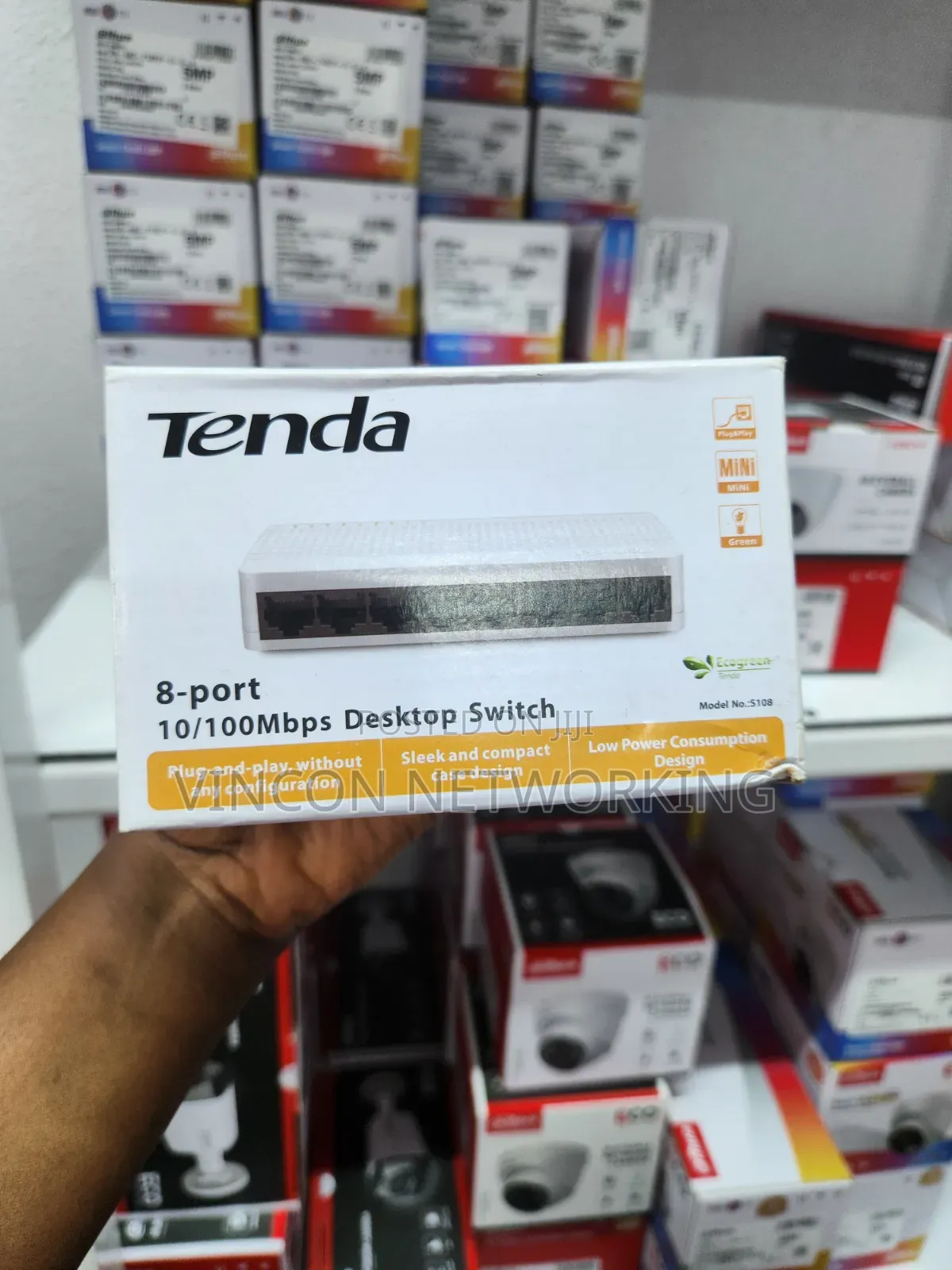 Tenda 8-Port 10/100 MBPS Desktop Switch