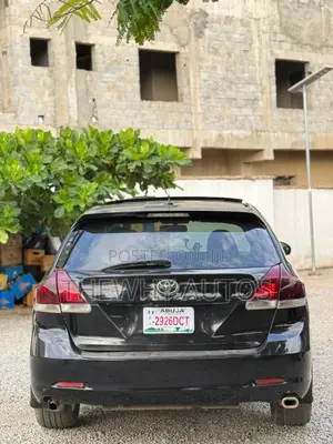 Toyota Venza XLE 2010 Black