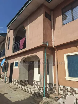 3bdrm Block of Flats in Ipaja / Ipaja for sale