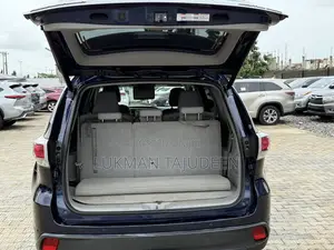 Toyota Highlander Limited 4dr SUV AWD (3.5L 6cyl 6A) 2015 Blue