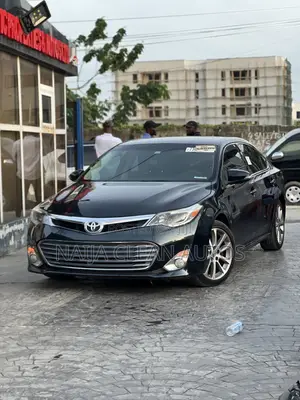 Toyota Avalon XLE Premium 4dr Sedan (3.5L 6cyl 6A) 2015 Green
