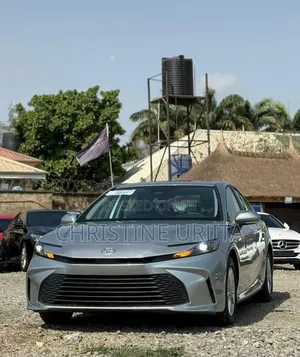 New Toyota Camry LE 2025 Gray