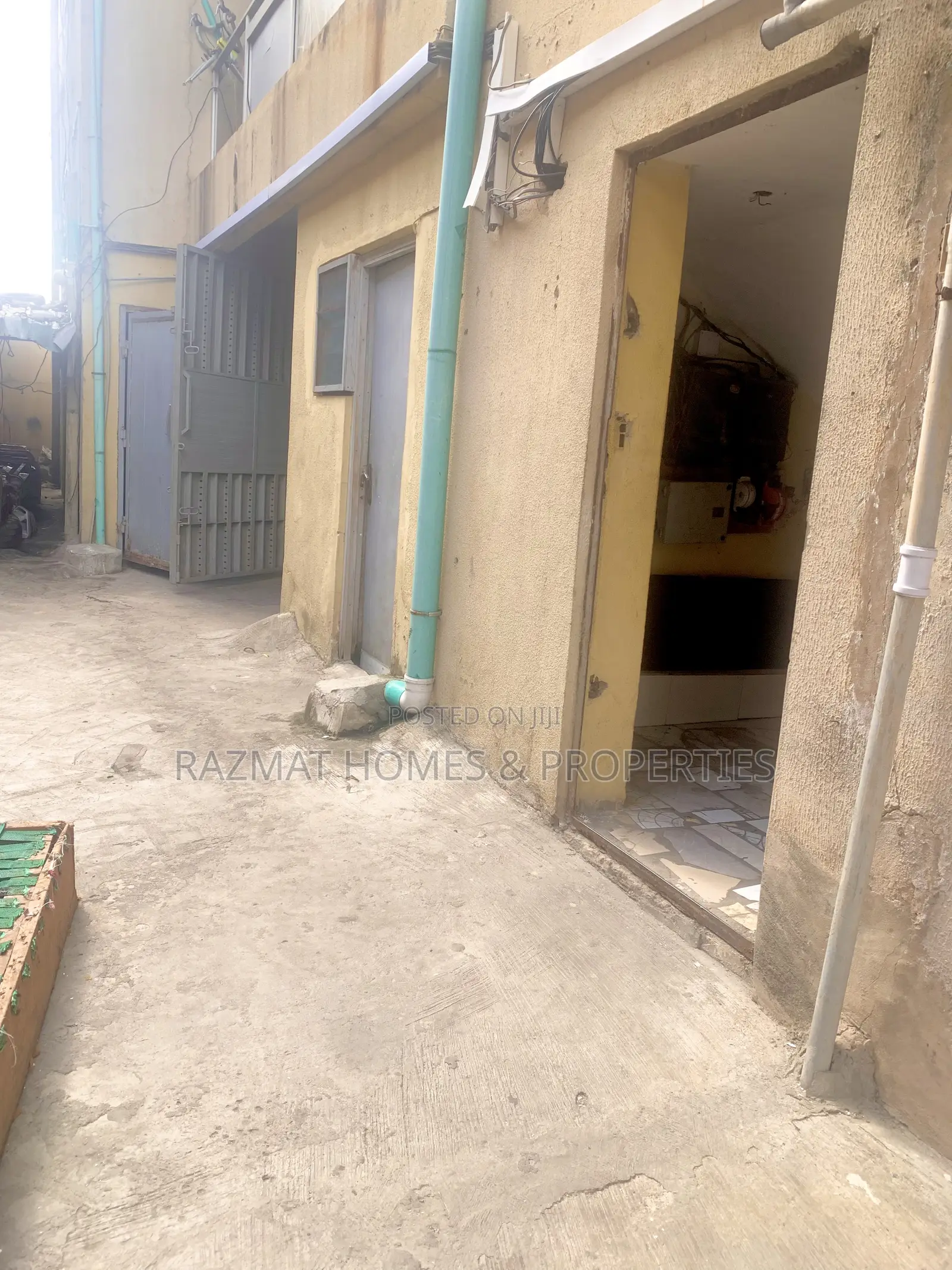 A Massive 2 Sided Mini Warehouse at Bode Thomas