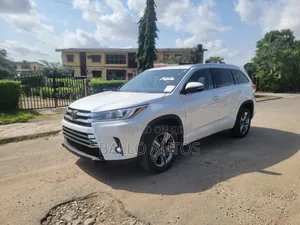 Toyota Venza 2020 White