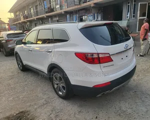 Hyundai Santa Fe Limited 4dr SUV AWD (3.3L 6cyl 6A) 2015 White