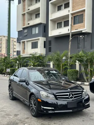 Mercedes-Benz C300 Luxury 4Matic Sedan AWD (3.5L 6cyl 7A) 2013 Black