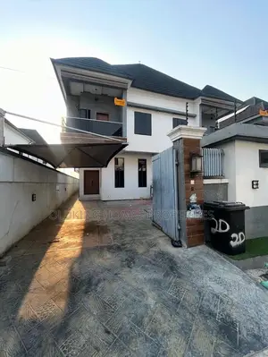 Furnished 4bdrm Duplex in Lekki Phase 1 for sale