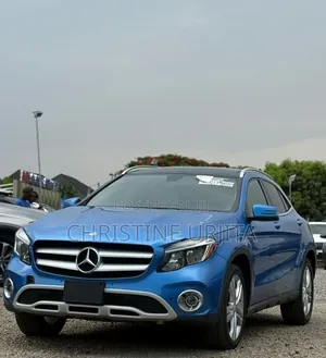 Mercedes-Benz GLA 250 2016 Blue