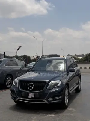 Mercedes-Benz GLK-Class 350 2014 Black