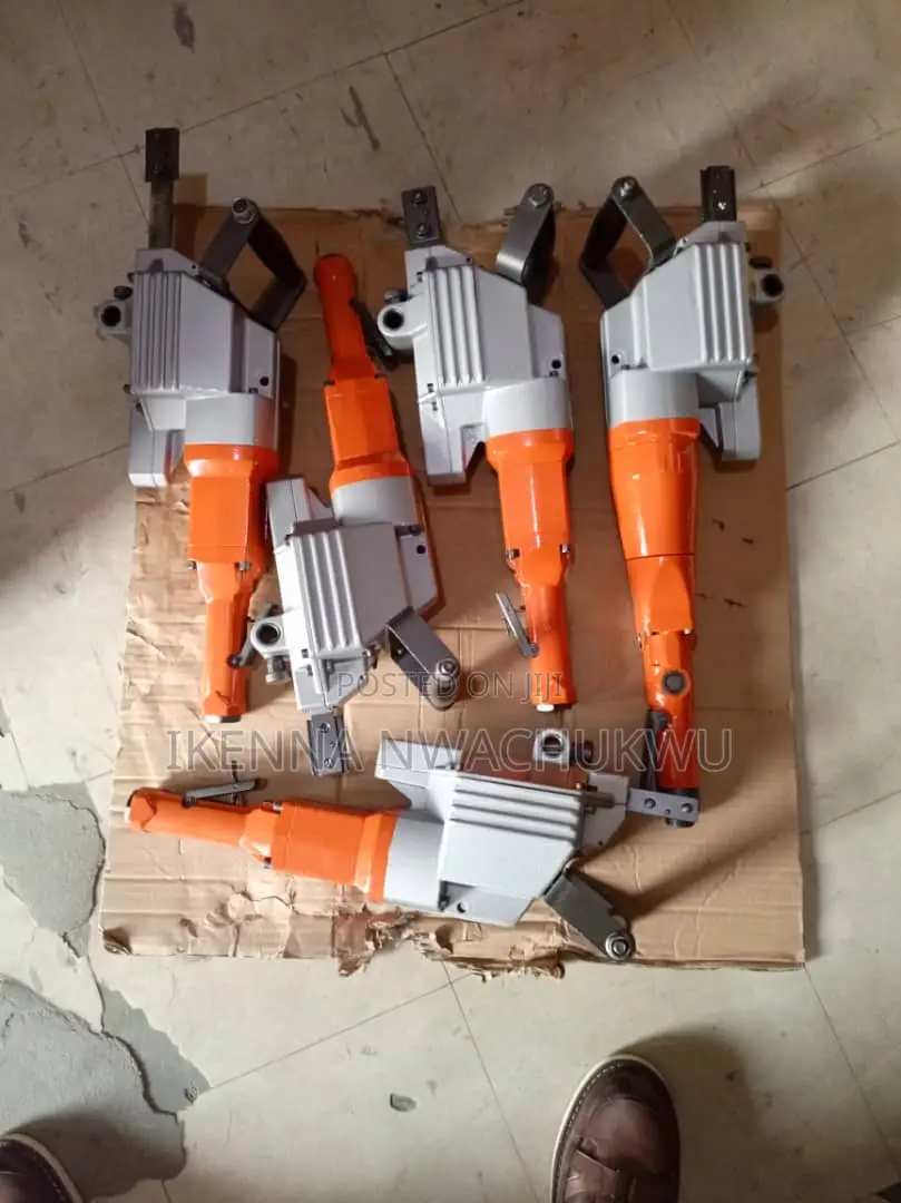 Saw Machine