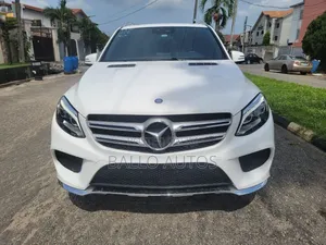 Mercedes-Benz GLE-Class GLE 350d 4MATIC 2018 White