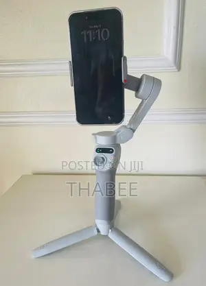 Dji Osmo Mobile Se 3 Axis Rotating Detachable Smartphone Holder