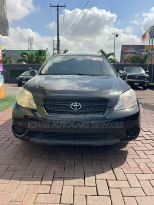 Toyota Matrix Hatchback FWD (1.8L 4cyl 5M) 2006 Black