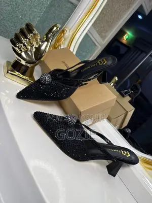Luxury Gorgeous Plus Size Halfshoe