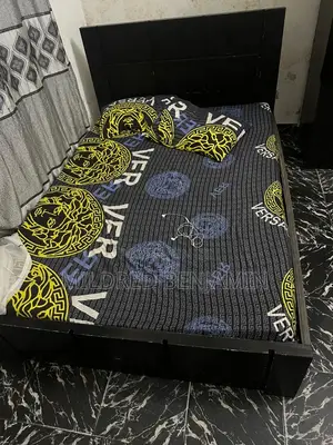 Modern Wooden Bed Frame for Sale- Neat and Solid