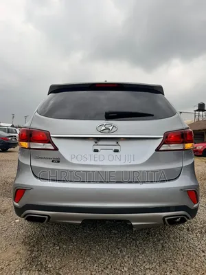 Hyundai Santa Fe SE AWD 2018 Silver